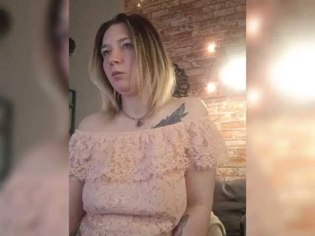 Ozalin from BongaCams