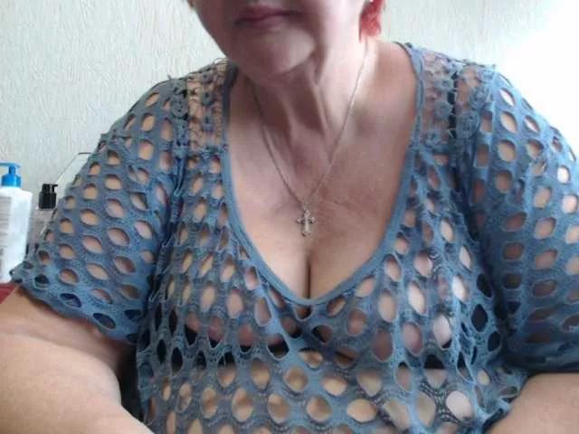 PeggySoft from BongaCams