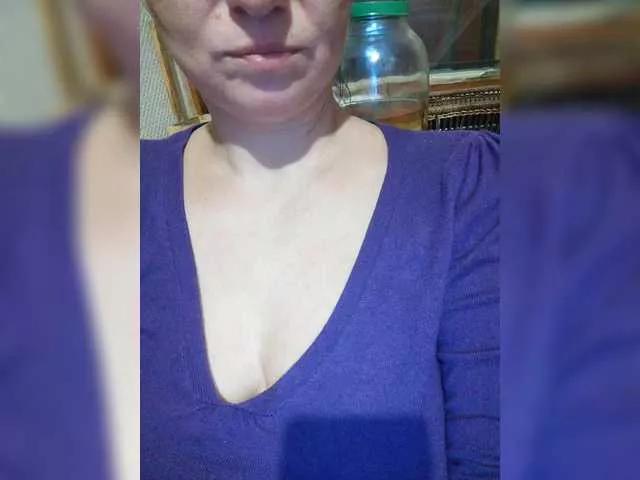 Perepyganue from BongaCams