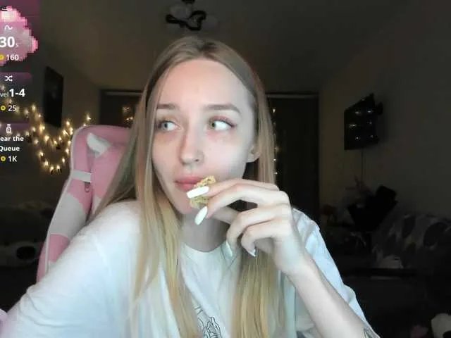 Polikinesis from BongaCams