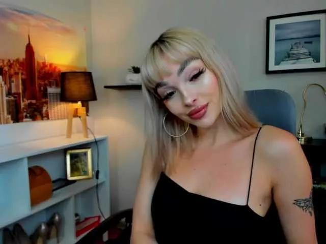 PollyExtasy from BongaCams