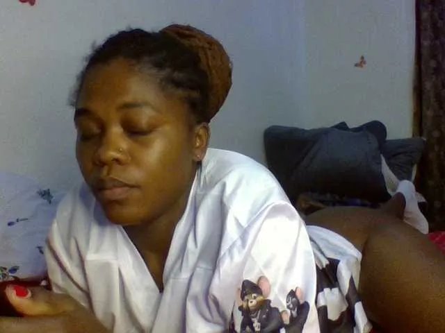 QueenJacky from BongaCams