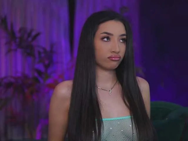 RamiraRowa from BongaCams