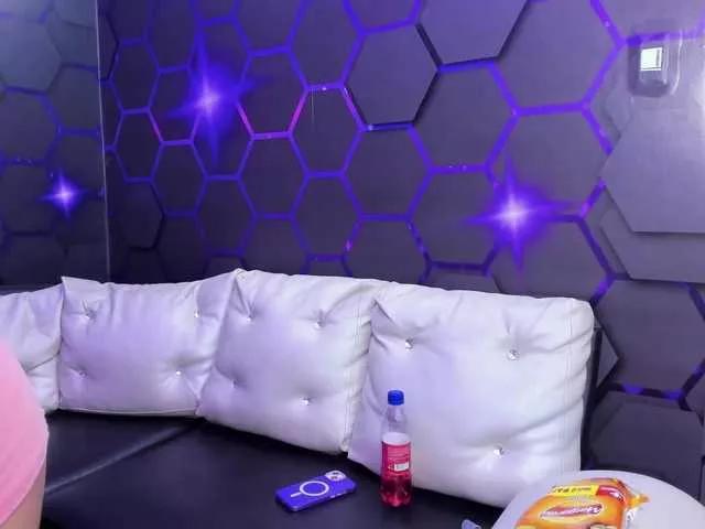 room-kitty from BongaCams