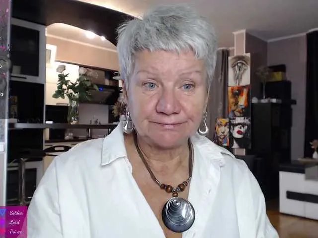 roxana-brooks from BongaCams