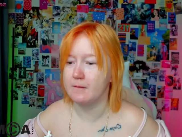 Sara-Moor from BongaCams