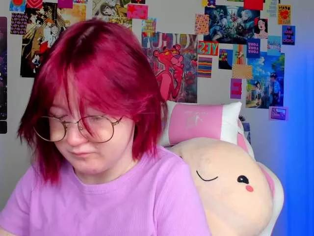 Sara-Moor from BongaCams