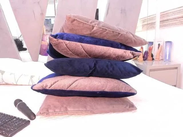 sensually-explosive from BongaCams