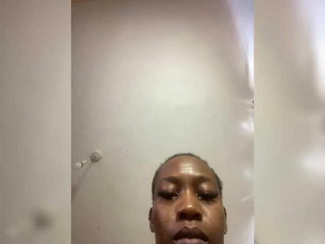 SplasherQueen from BongaCams