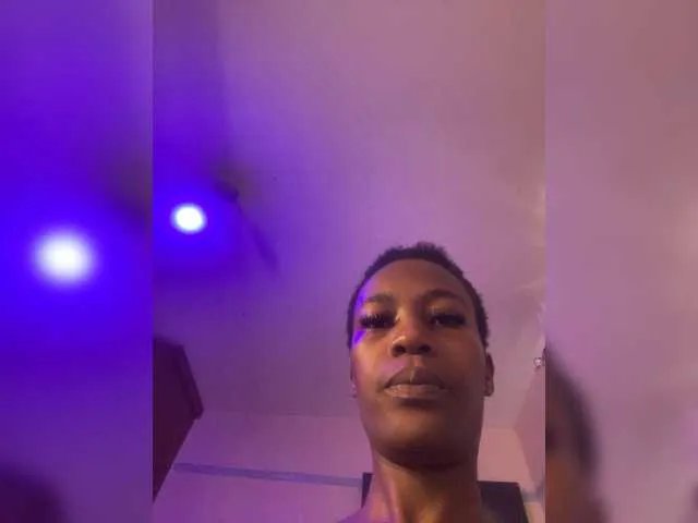 SplasherQueen from BongaCams