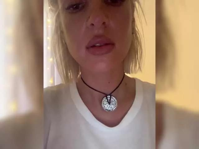 Stasya-moor from BongaCams