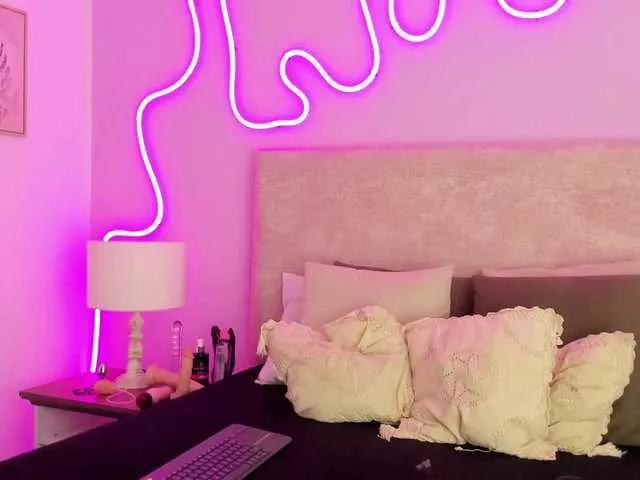 TaraCarson from BongaCams
