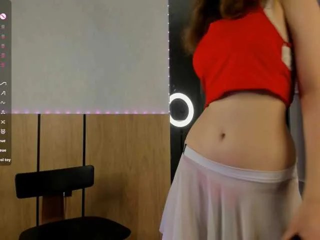 Xonalenei from BongaCams