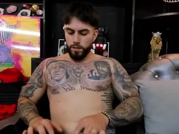 ades_lowe from Chaturbate