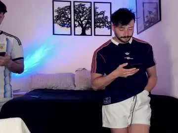 alexanderjaz from Chaturbate