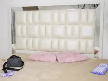 aradia_01 from Chaturbate