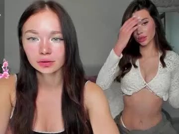 aria_muv from Chaturbate