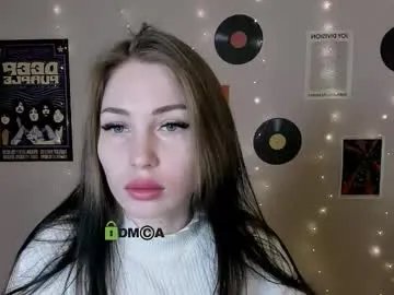 ariel_shadow from Chaturbate