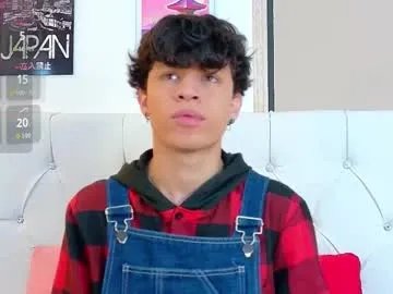 axel_evanss from Chaturbate