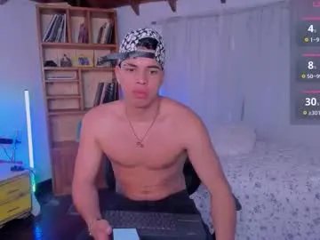 benjamin_more24 from Chaturbate