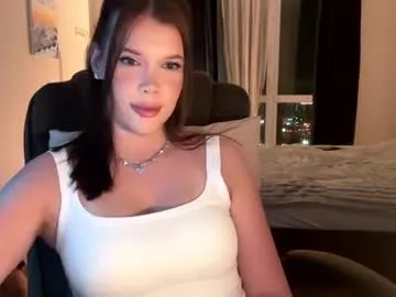 bitter_moon from Chaturbate