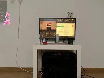 candyliciousss from Chaturbate