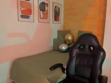  charlotte__grey chat room