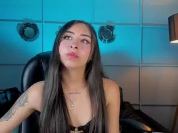 cloe_martinez_ from Chaturbate