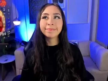 cloe_martinez_ from Chaturbate