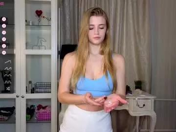 Try the petite and naked angel, cute_fox_girl - a true pleasure. She will fascinate you with her favorite attire and amazing bod, bonkers live shows will activate all your senses, Cute_fox_girl from Chaturbate