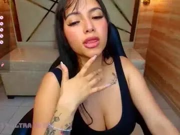dakotha_v from Chaturbate