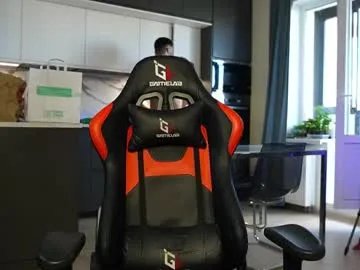 danielkraig_for_u from Chaturbate