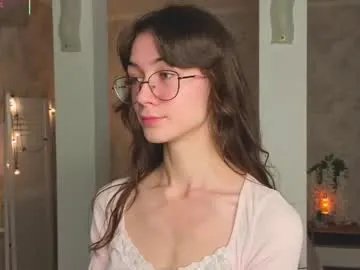 defeded_lovee from Chaturbate