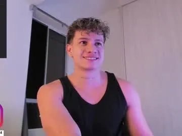 derekolsen_ from Chaturbate