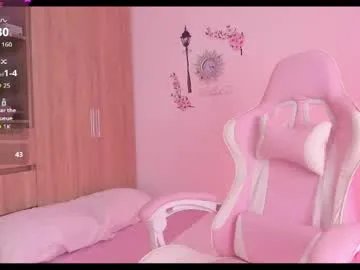 dina_ellis11