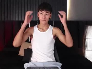  dominic_ghost chat room