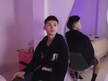  eiden_blake chat room