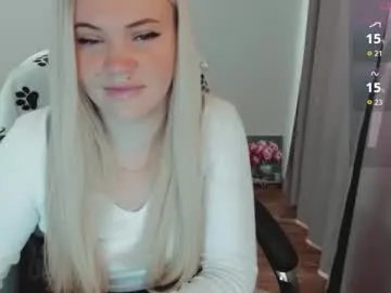 elia_ from Chaturbate