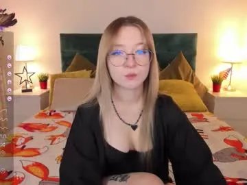 elliup from Chaturbate