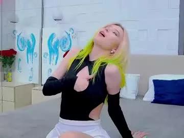 emma_plux from Chaturbate