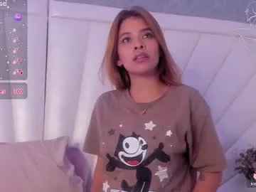 enchanttress from Chaturbate