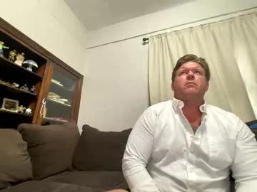 happilymarr1ed from Chaturbate