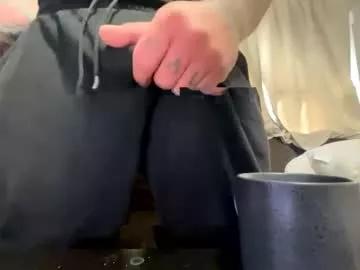 happilymarr1ed from Chaturbate