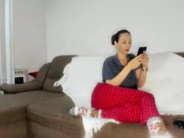 issabelle_69 from Chaturbate