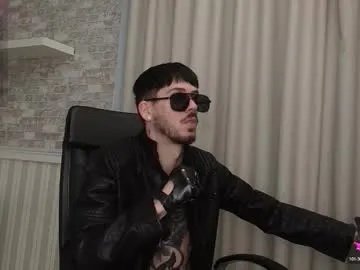 jonahshaw from Chaturbate