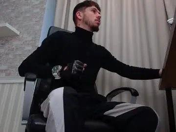 jonahshaw from Chaturbate