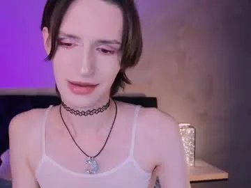 kira_long from Chaturbate
