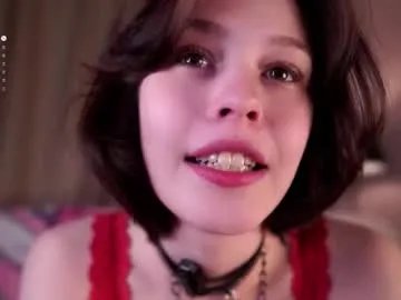 krissyhei from Chaturbate