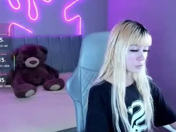 laukyubey1 from Chaturbate