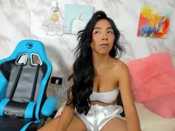 lauren_smiles from Chaturbate